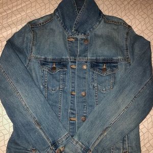 ♡ Old Navy denim jacket ♡